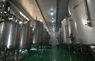 全国经销商共赴凯里，开启凯缘春“醉美”之旅，品味葡萄酒新篇章